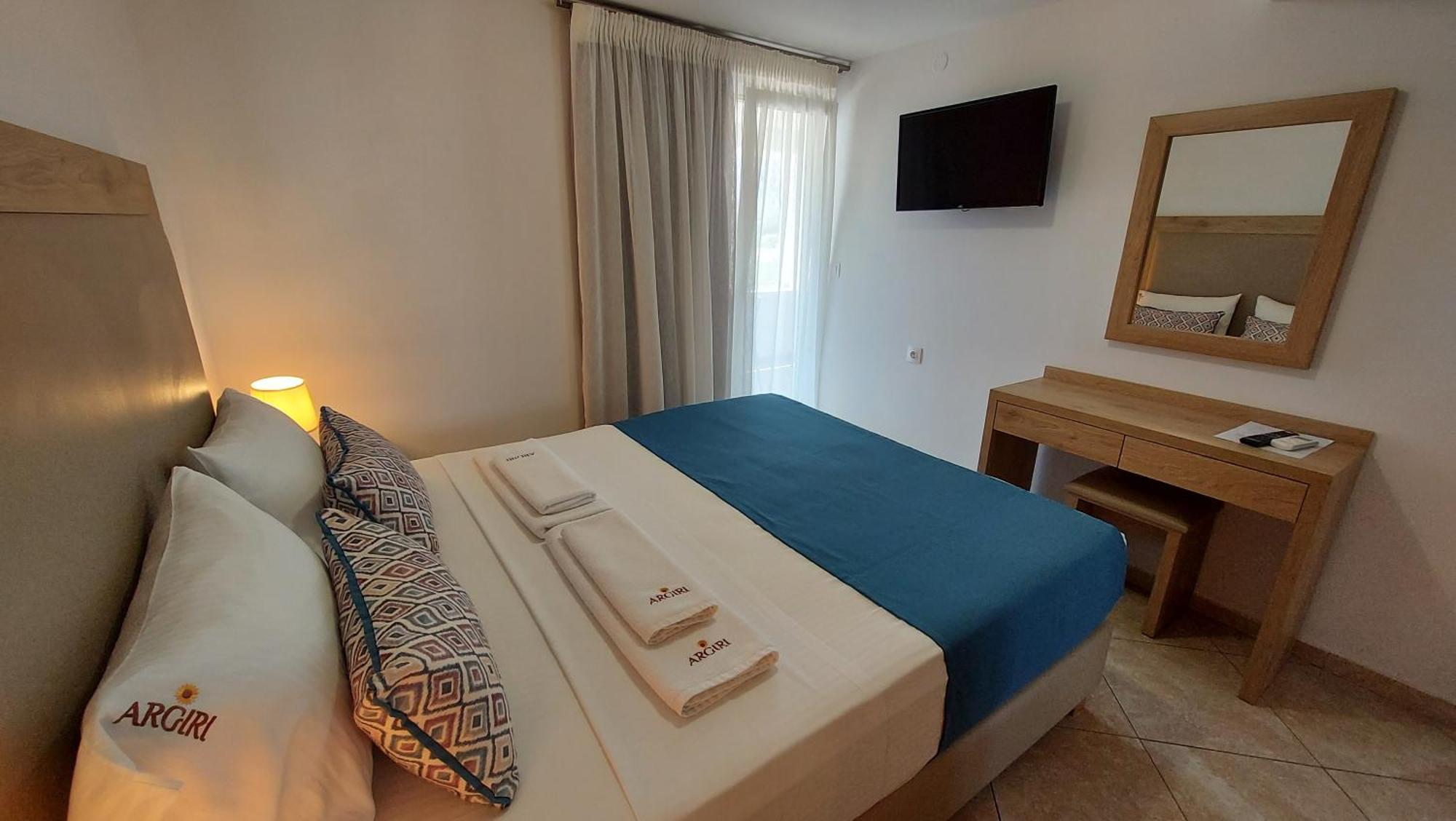 Argiri Apartments & Suites Georgioupoli Ngoại thất bức ảnh